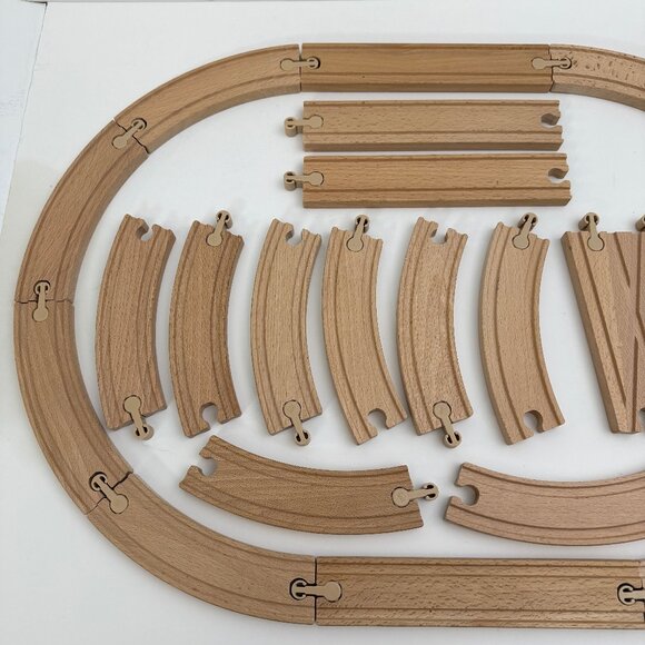 Thomas & Friends Wooden Train Tracks 22 Piece Set #2 - Picture 3 of 6